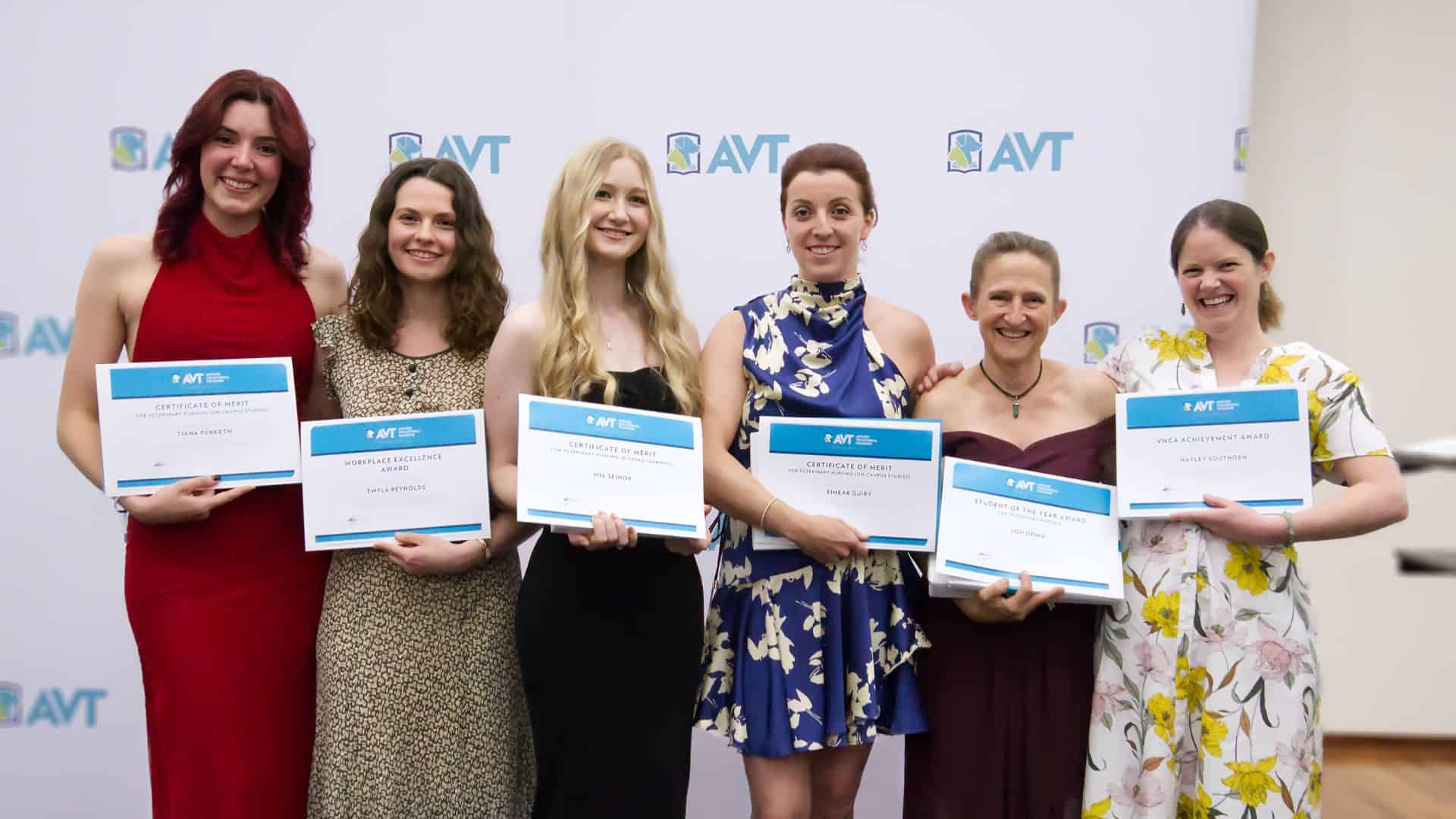 2024-vn-grad-award-winners-avt